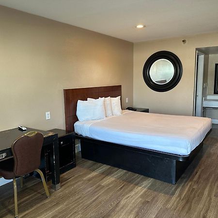 The Dixie Orange County Hotell Stanton Eksteriør bilde