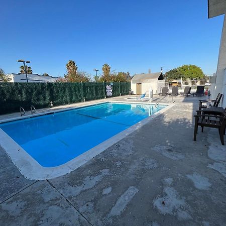 The Dixie Orange County Hotell Stanton Eksteriør bilde
