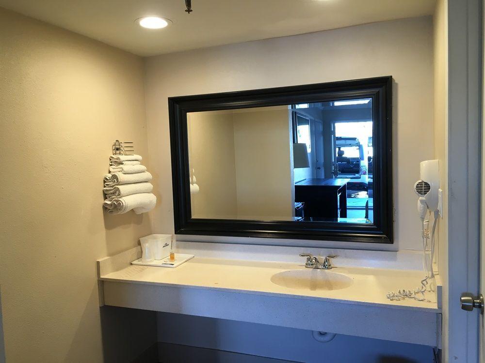 The Dixie Orange County Hotell Stanton Eksteriør bilde