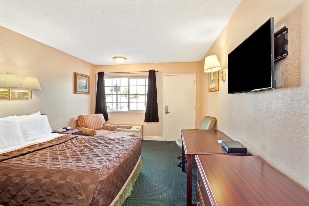 The Dixie Orange County Hotell Stanton Eksteriør bilde